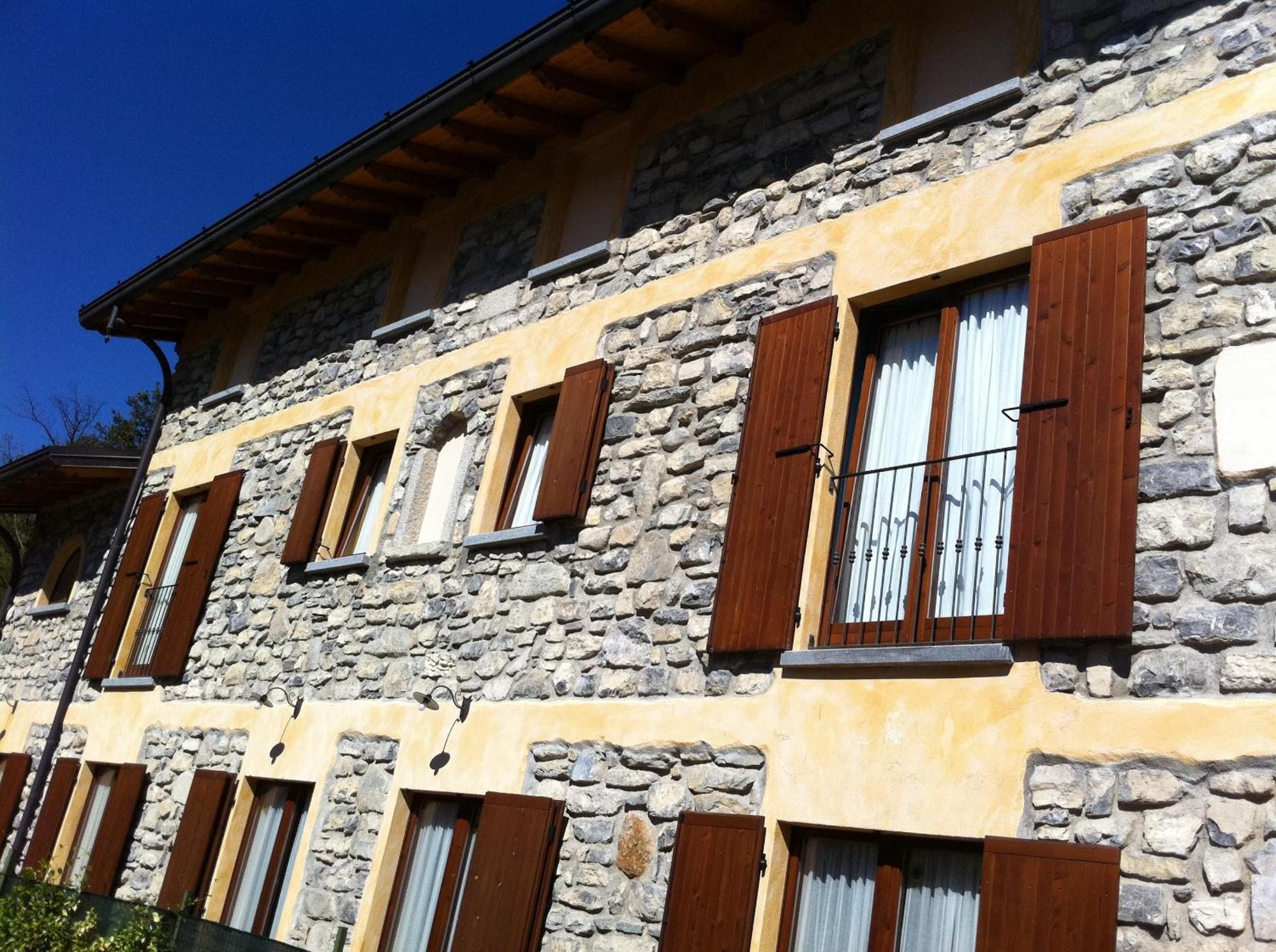 Agriturismo Il Talento Nella Quiete Castiglione dʼIntelvi Exteriör bild