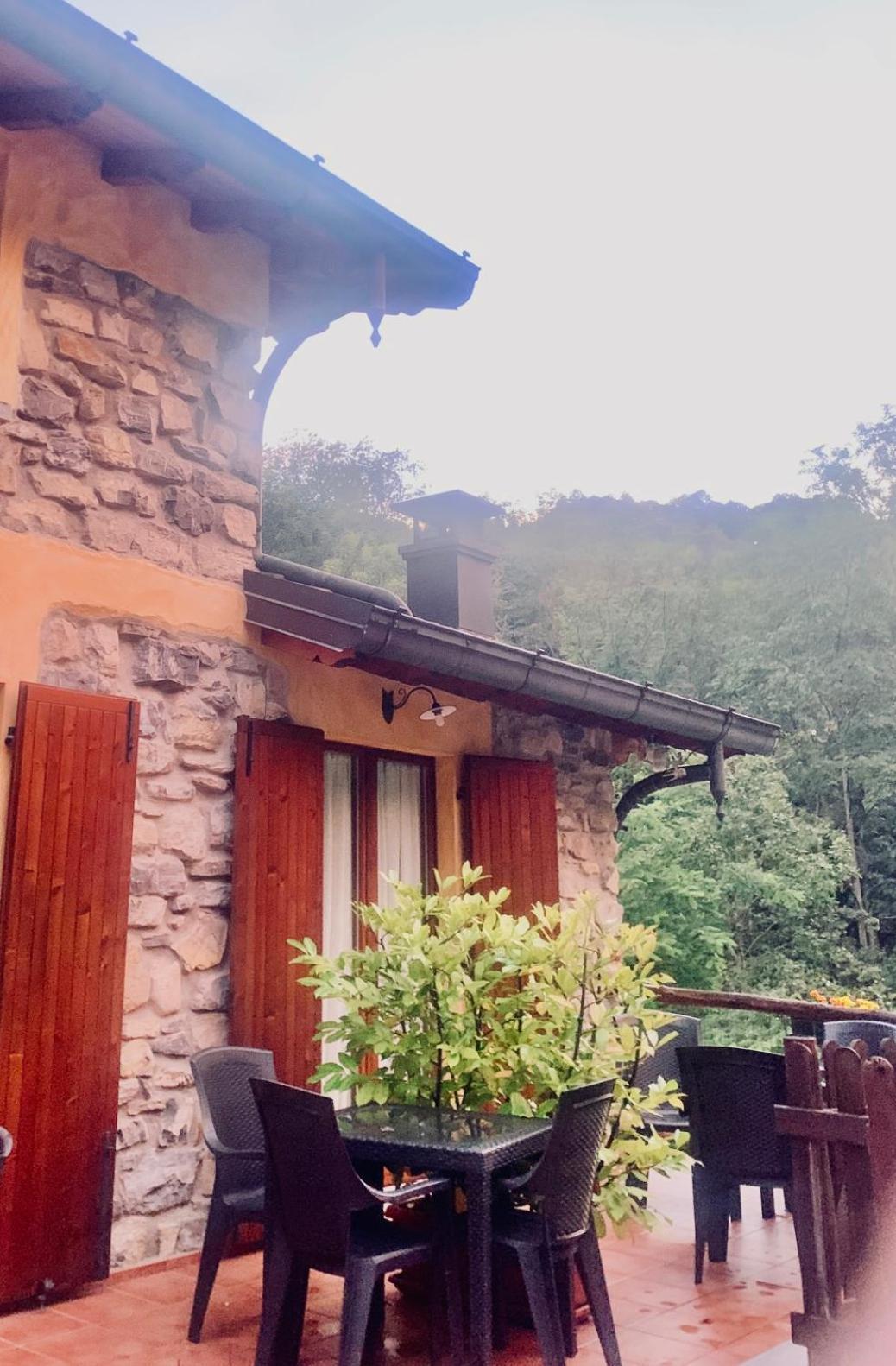 Agriturismo Il Talento Nella Quiete Castiglione dʼIntelvi Exteriör bild