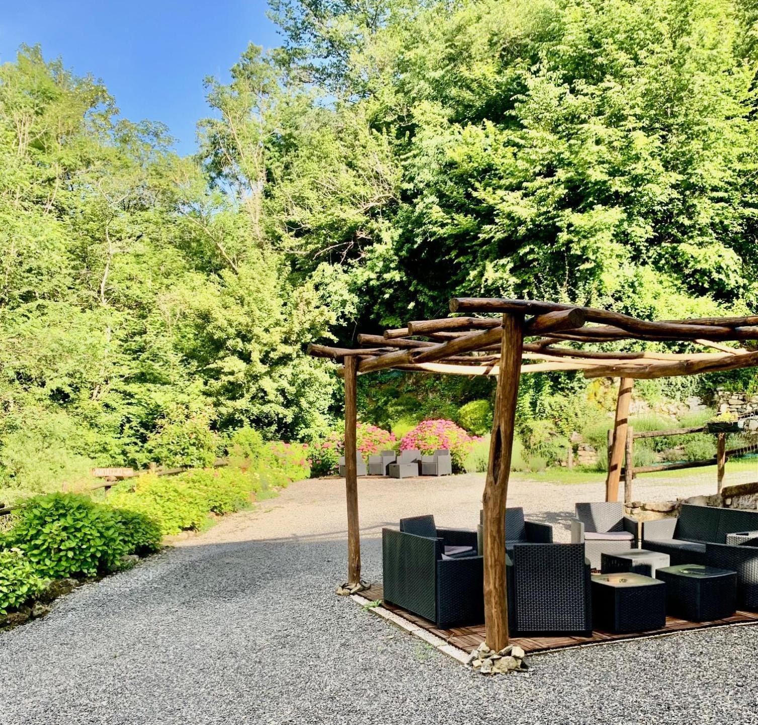 Agriturismo Il Talento Nella Quiete Castiglione dʼIntelvi Exteriör bild