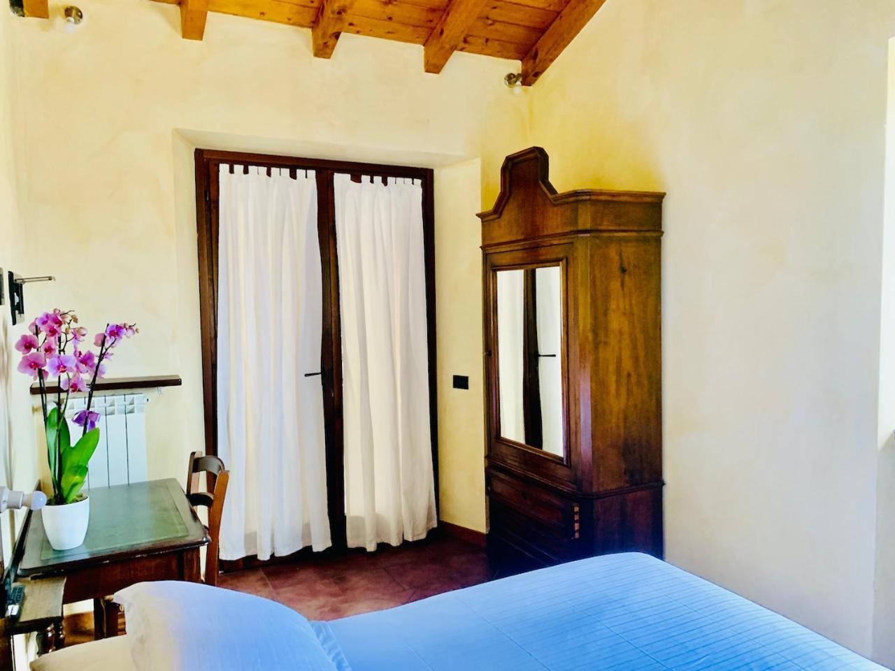 Agriturismo Il Talento Nella Quiete Castiglione dʼIntelvi Exteriör bild